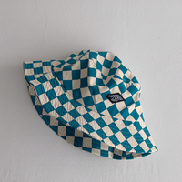 Thumbnail for Bucket Hat – Søt og beskyttende – barnehat i rutemønster