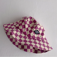 Thumbnail for Bucket Hat – Søt og beskyttende – barnehat i rutemønster