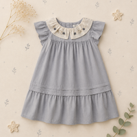 Thumbnail for Princess Dress – Stilig og komfortabel – Kjole med brodert krage