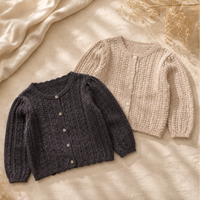 Thumbnail for Buttoned Cardigan – Myk og behagelig – Strikket barnevest