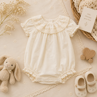 Thumbnail for Vintage Rompers – Tidløs og myk – Baby-jumpsuit