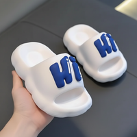 Thumbnail for CloudWalk – Komfortable og sklisikre – «Hi» barnesandaler