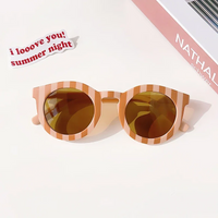 Thumbnail for Colorful Kids Sun Shades – UV-beskyttelse og stilig – solbriller for barn