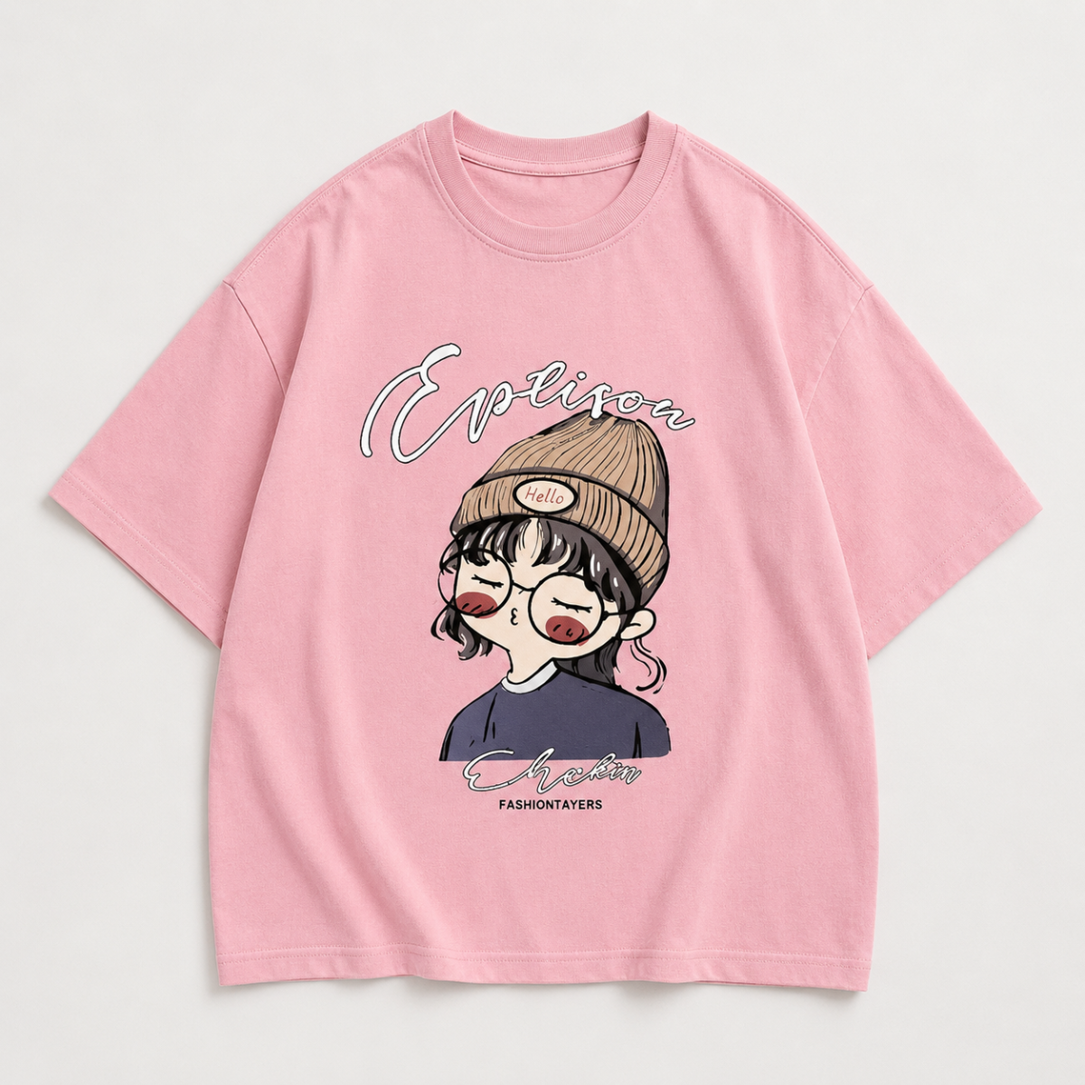 CuteStyle – Trendy og komfortabel – T-skjorte med oversized tegneserieprint
