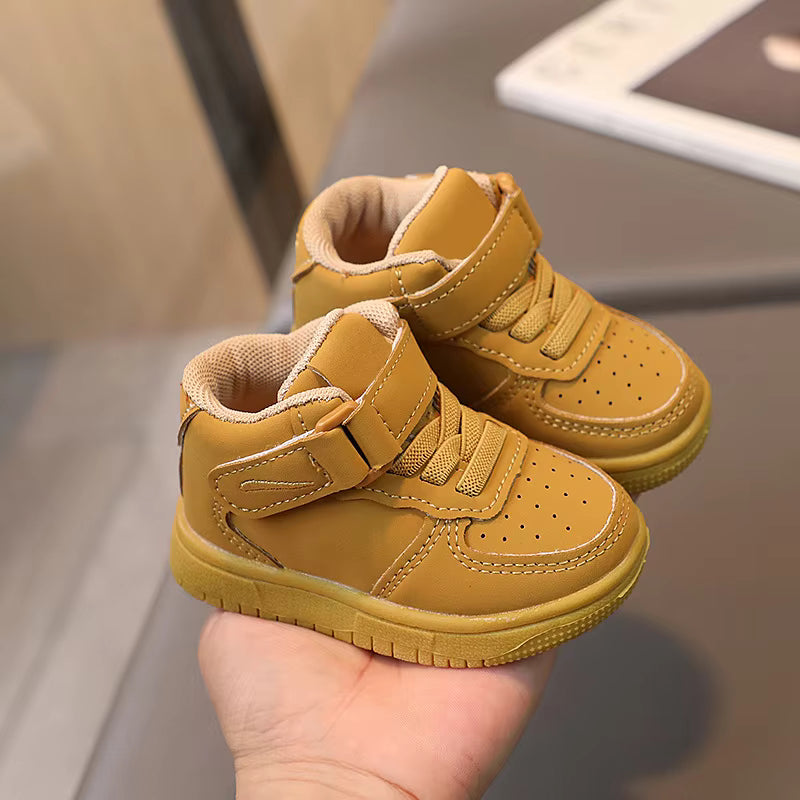 KidTrend – Robuste og myke – Sneakers for småbarn