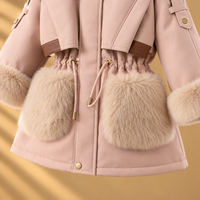 Thumbnail for CozyParka – Varm og myk – Vinterjakke for jenter med plysjkrage