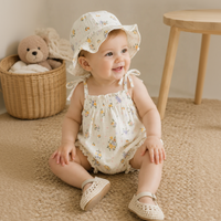 Thumbnail for LittleBlossom – Sommerlig komfort og stil – Bodysuit med hette til baby