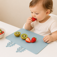 Thumbnail for BabySafe – Praktisk og hygienisk – Silikon-bordunderlag med opphøyd kant