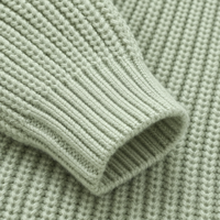 Thumbnail for CozyHedge – Myk og varm – Strikket babyjumpsuit med pinnsvinmønster