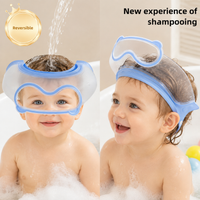 Thumbnail for SplashGuard –Komfortabel og praktisk – dusjhette til baby med ansiktsbeskyttelse