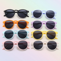 Thumbnail for Kids Sunglasses Set – UV-beskyttelse og moro – Solbriller for barn