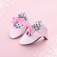 Thumbnail for Princess First Heels – Søte og komfortable – babysko til jenter