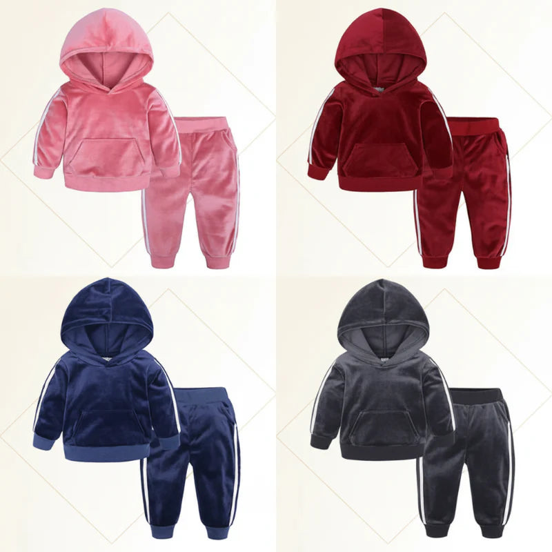 Kids Tales – Varm og behagelig – Velour-treningsdrakt for barn