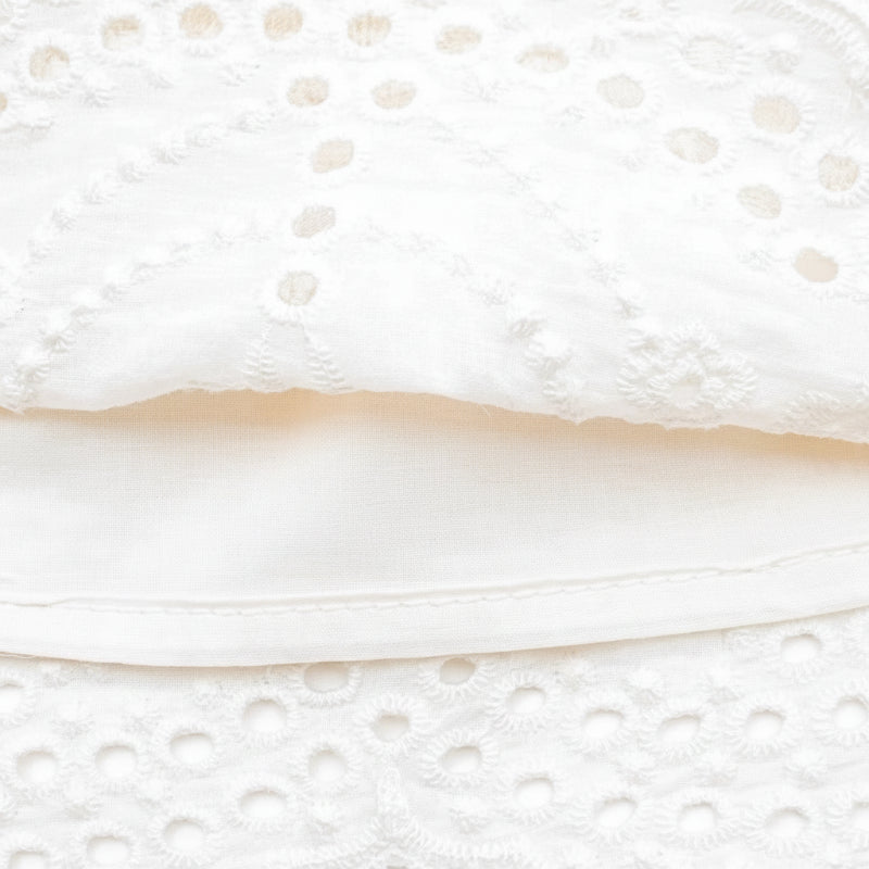 TinyLuxe – Sommersett med bluse i blonder og bukser med vide ben