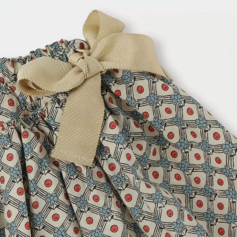 Matching Set – Komfortabel & med tusenfryd-mønster – bloomers, skjørt og bluse