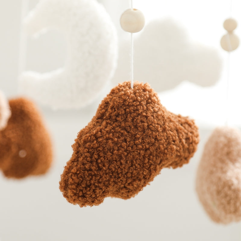 Nuvio – Rust & Sfeer – Babymobil med skyer