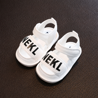 Thumbnail for MiniWalker – Komfortable og stilige – babysandaler med sklisikker såle