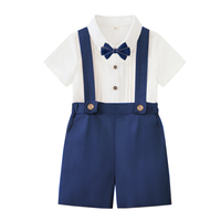 Thumbnail for LittleDandy – Klassisk og elegant – Bomullsshorts med seler, sløyfe og skjorte