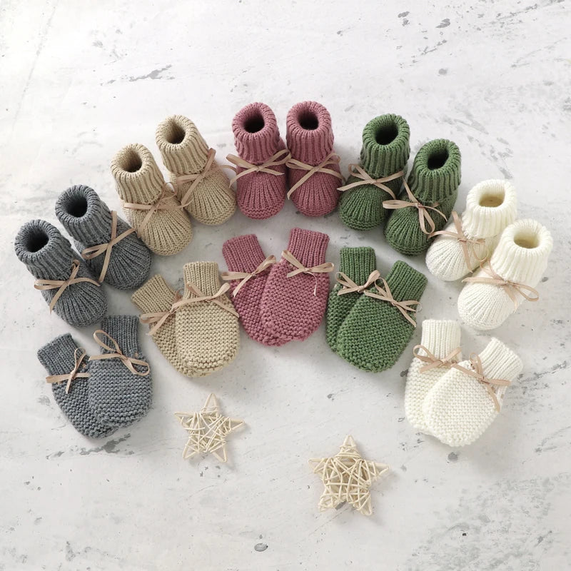 Booties & Mittens – Mykt og varmt – sett med hansker og sko