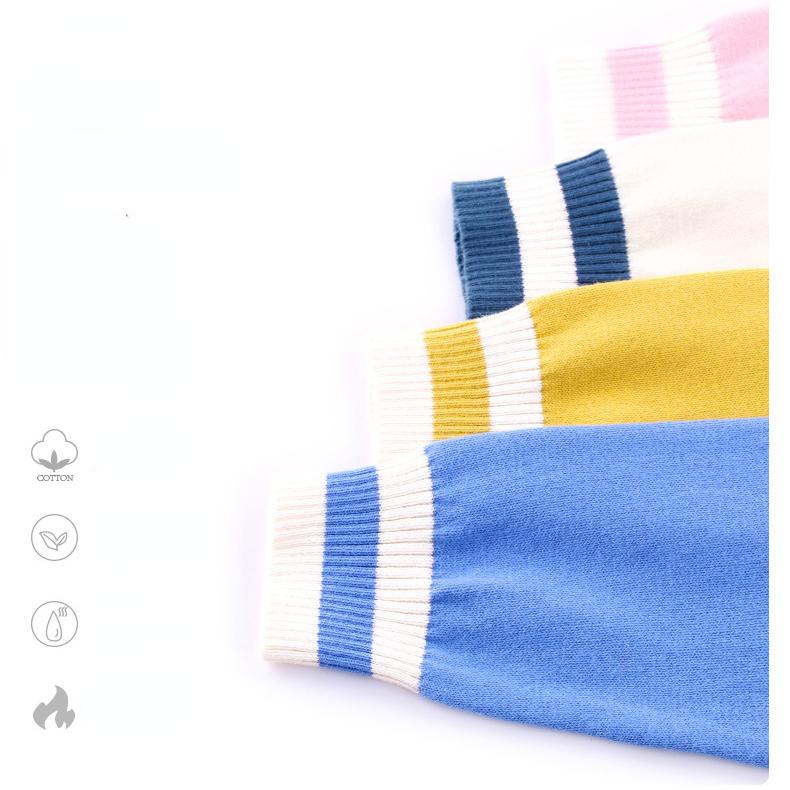 CozziWear – Varm og trendy – strikket vest med bjørner