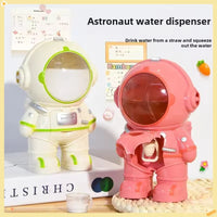 Thumbnail for SpaceBot – Kult og praktisk – Astronaut-drikkekopp