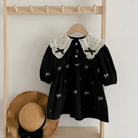 Thumbnail for Mini Fashion - Eventyr og stil - Baby yurkes