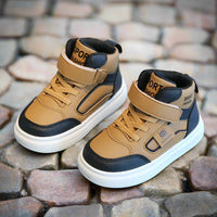 Thumbnail for CoolKicks – Komfortable og fleksible – høye joggesko