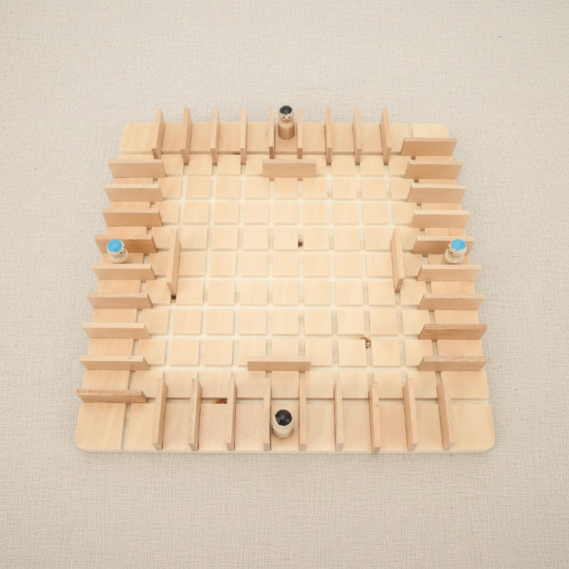 Wooden Chess Puzzle Game – Strategi & tenkning – Brettspill