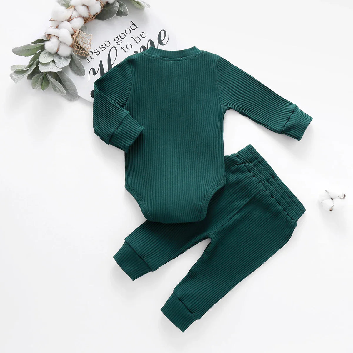 Mini Fashion – Komfortabelt sett med babykjoler