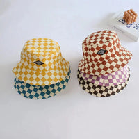 Thumbnail for Bucket Hat – Søt og beskyttende – barnehat i rutemønster