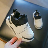 Thumbnail for KidStride – Trendy og funksjonelle – Sneakers med borrelås