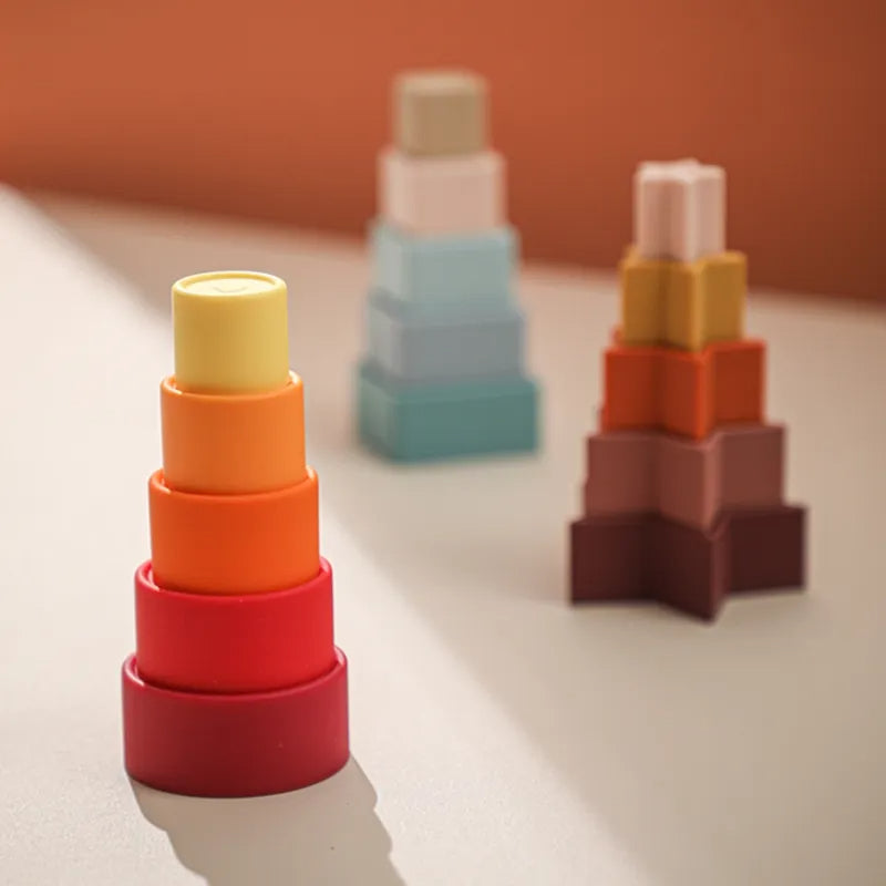 Silicone Stackers™ - Stablelek for de minste - Sorteringsleker