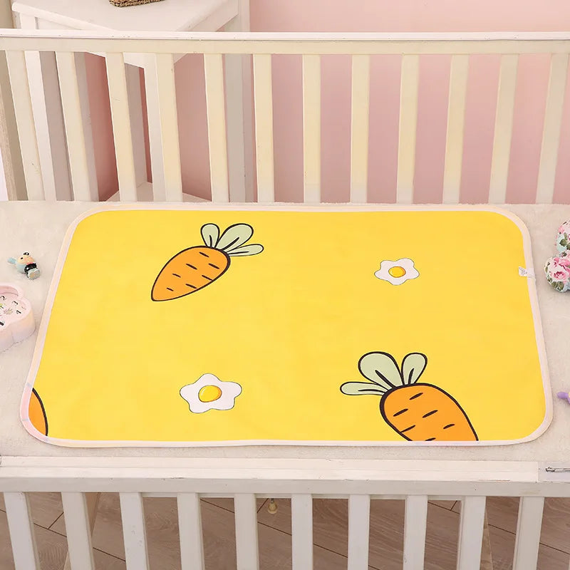 ComfyCub Baby Changingmat™ - holder barnesengen tørr - stelleplattform